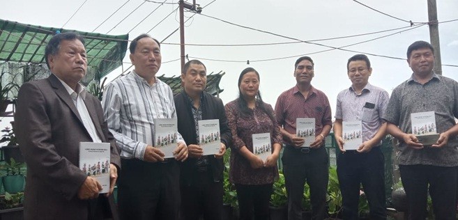 The book title ‘A Brief Journey of Rengma Hills’ authored by David Jemu was released by Khinyi Woch, President of Rengma Public Organisation Kohima (RPOK) on July 23 in the presence of Kewachu Semy, Chairman of Nthenyi Literature Board and blessed by Rev Fr Francis SDB, South Asia Delegate for Missions for public reading and distribution.   